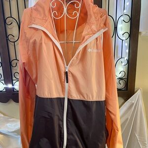Columbia Women's Peach and Charcoal Wind Breaker
